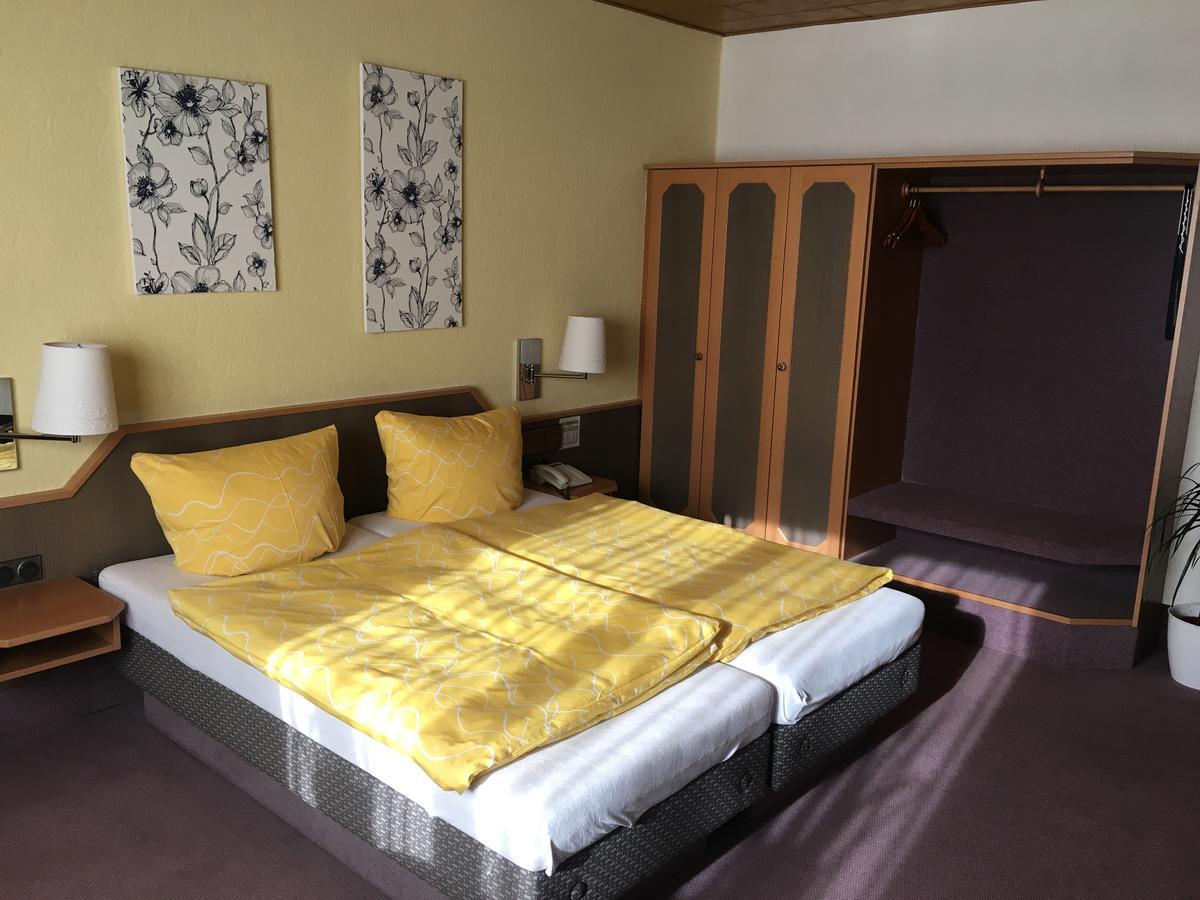 & Restaurant Hessischer Hof 3*